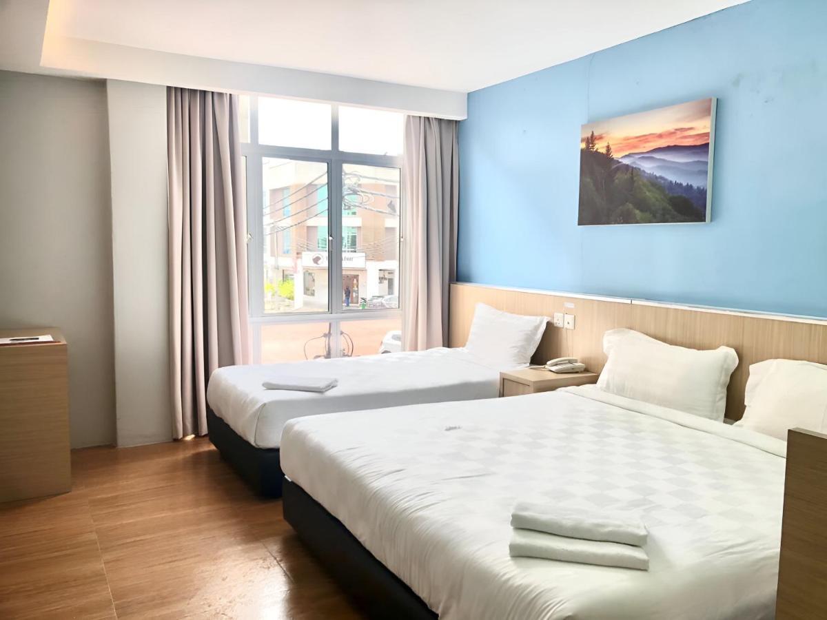 Double Happiness Hotel Sitiawan Buitenkant foto